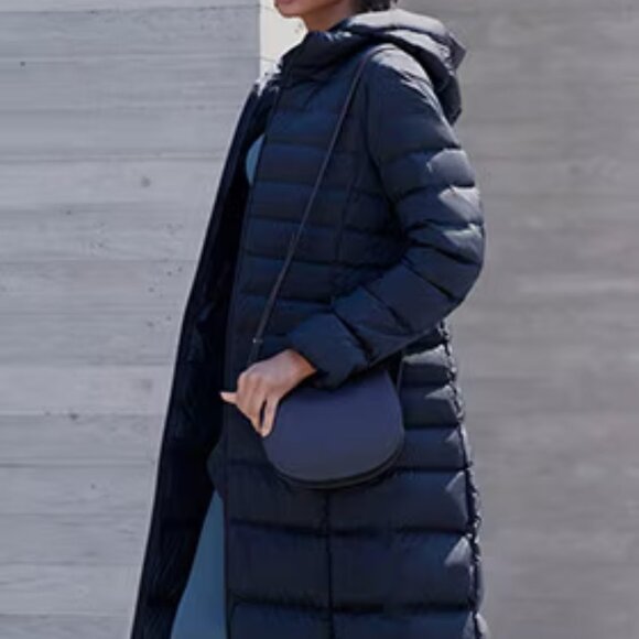 UNIQLO PACKABLE ULTRA LIGHT DOWN PUFFER JACKET REMOVABLE HOOD LONG NAVY BLUE XXS - Picture 1 of 10